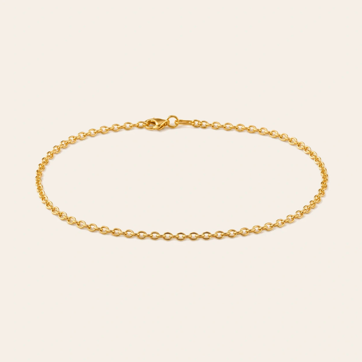 Amada Extra Chain on ivory background