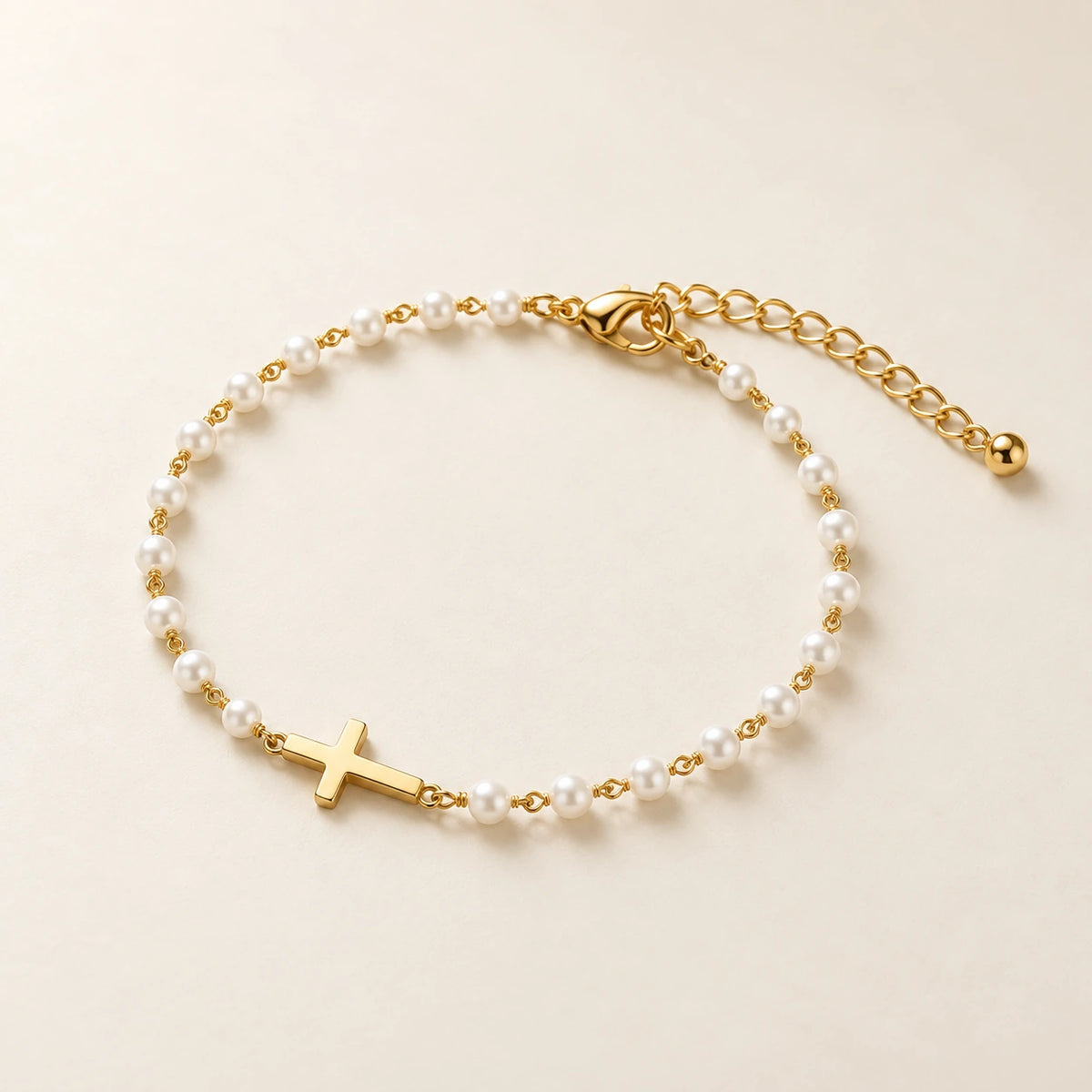 Grace Pearl Bracelet, gold-plated stainless steel, shown on its own