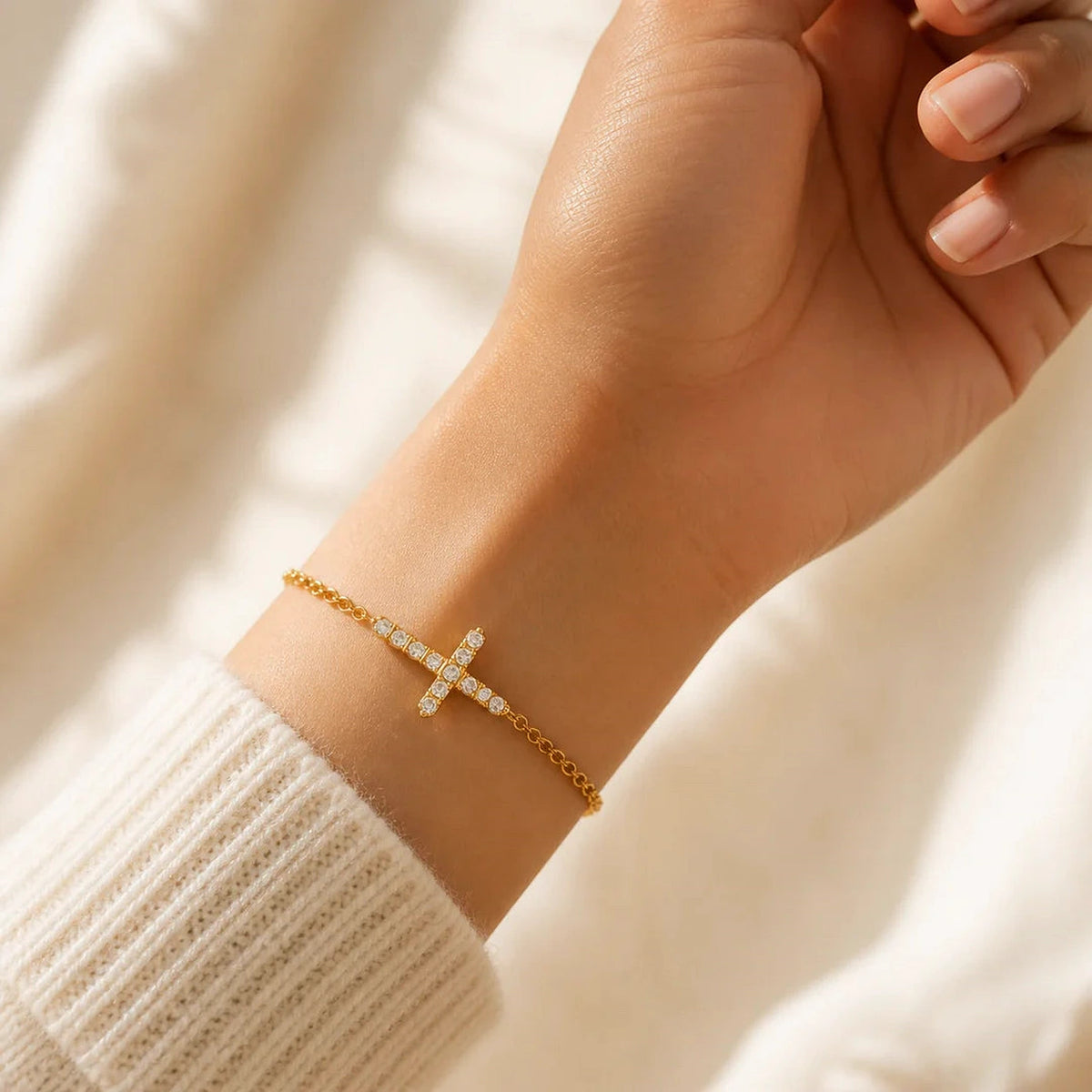 Amada Q4 lifestyle | Crystal Cross Bracelet